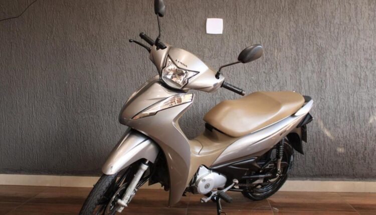 Honda Biz 125 vs PCX Sport Descubra Qual Modelo é Ideal para Você