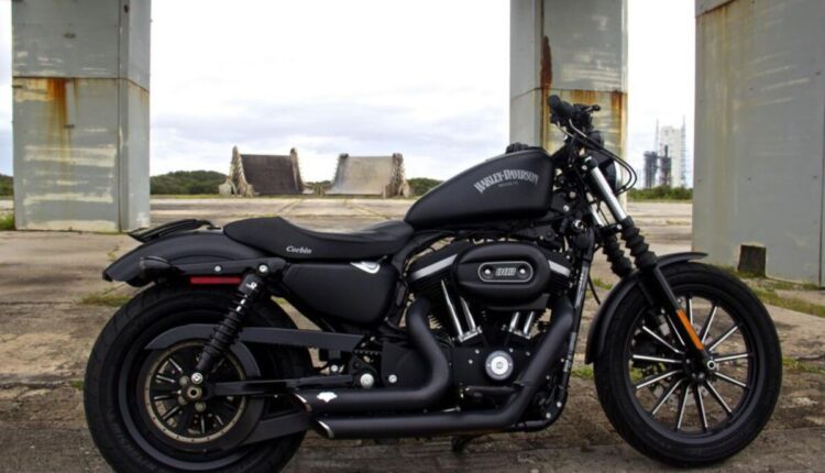 Harley-Davidson 883-