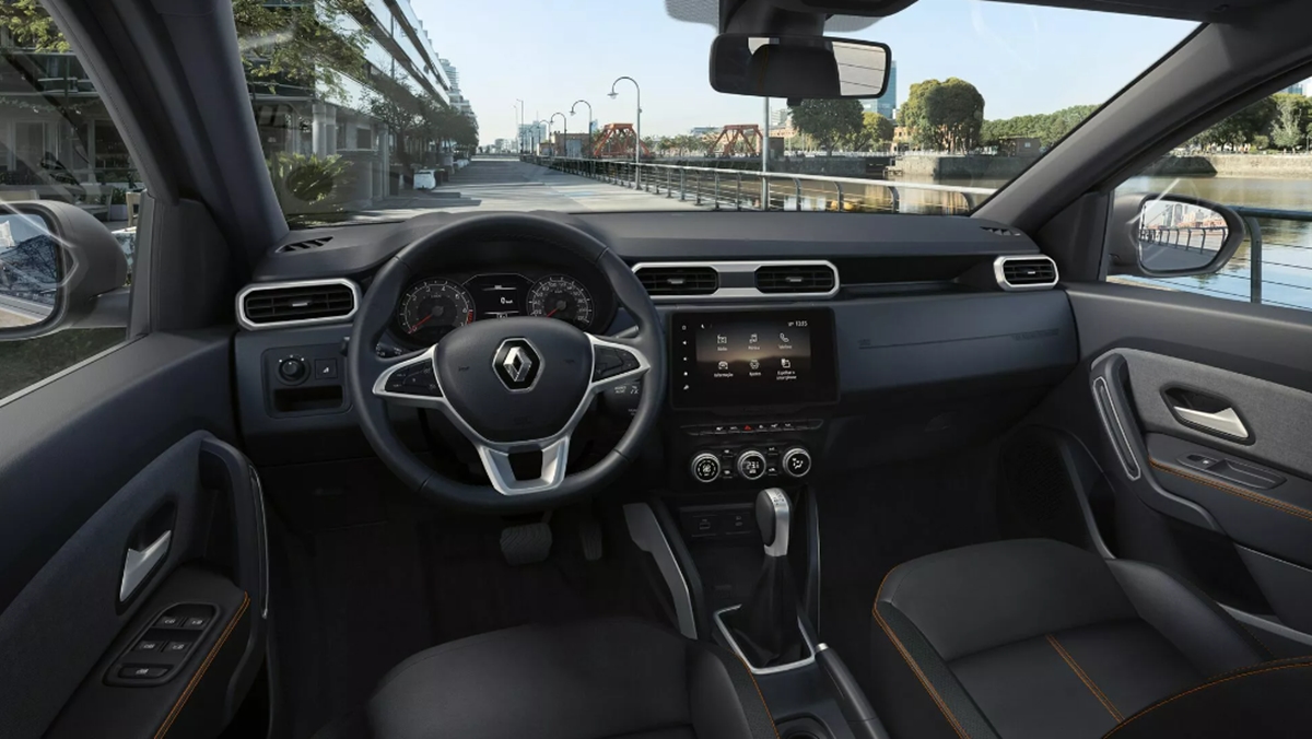 Renault Duster 2024 interior