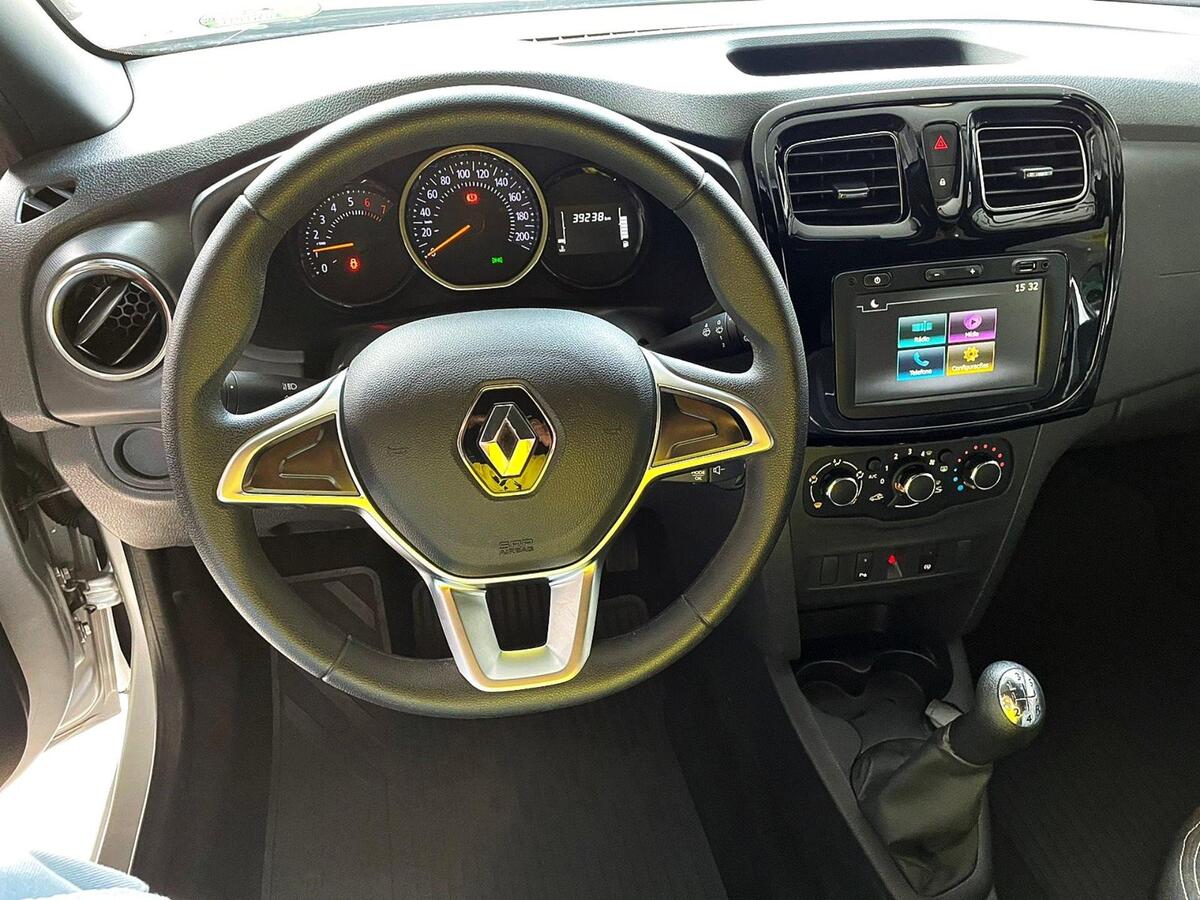 Renault Sandero PcD 2024-