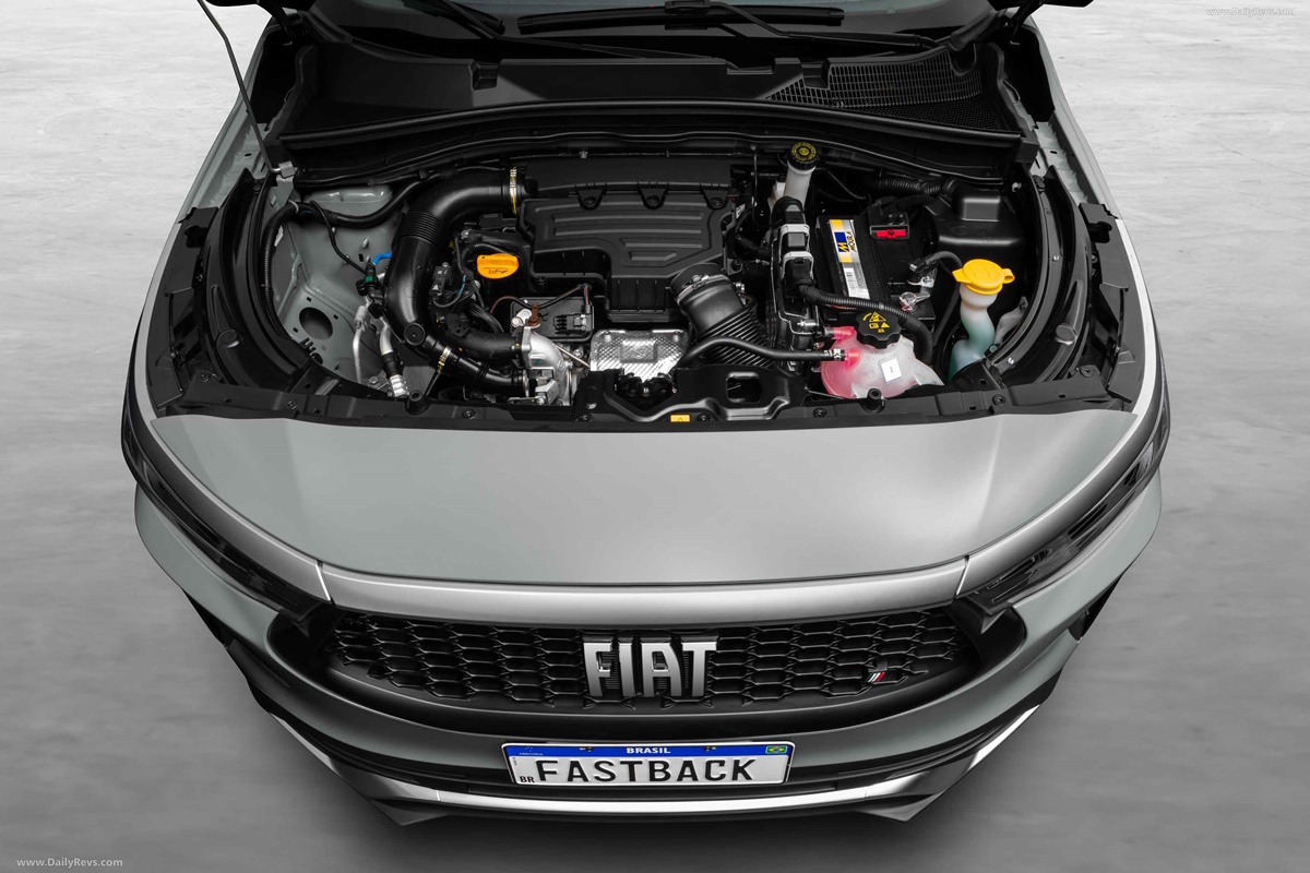 SUV Fiat Fastback 2024 motor