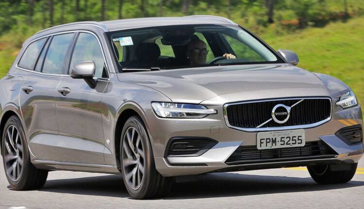 volvo v60 2019