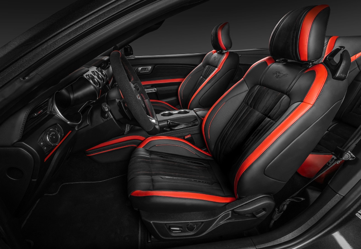 Ford Mustang GT 2025 interior 5
