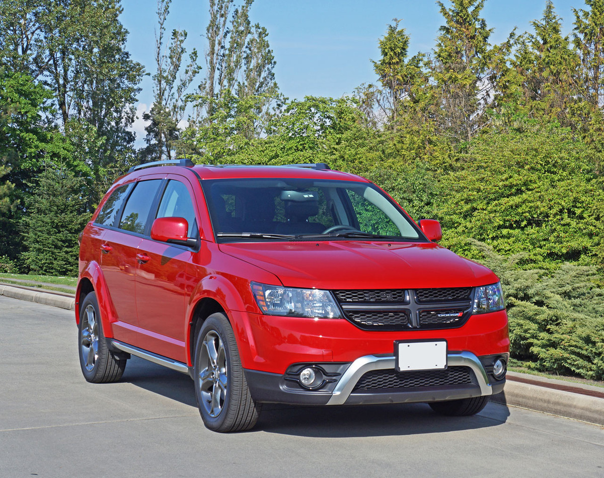 carros 7 passageiros - Dodge Journey (2015)