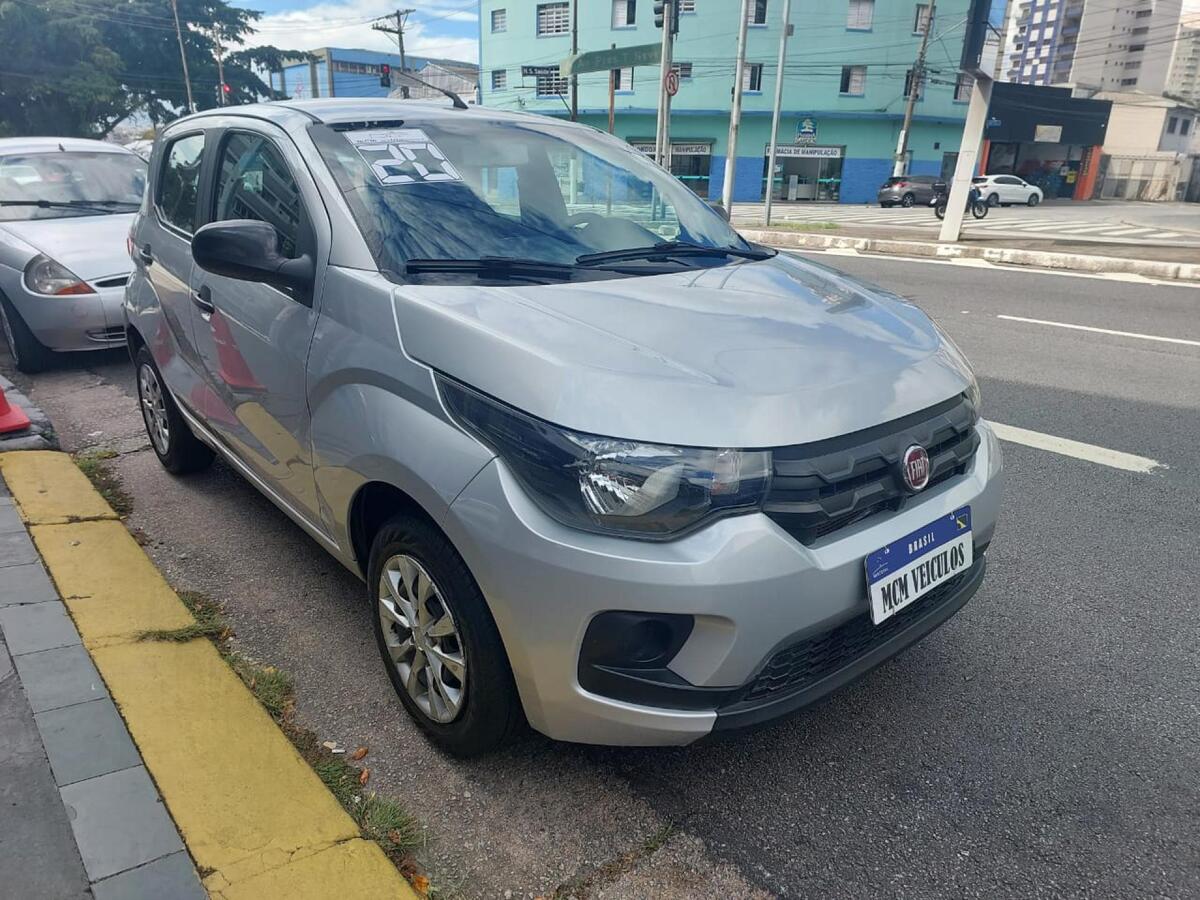 primeiro carro - Fiat Mobi