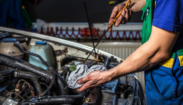 É normal baixar o nível do óleo do motor?