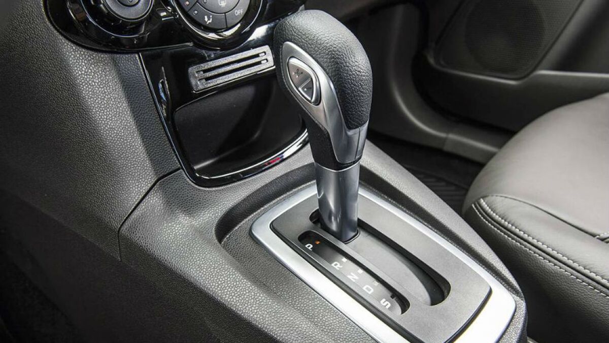 Qual é o problema do câmbio Powershift da Ford?