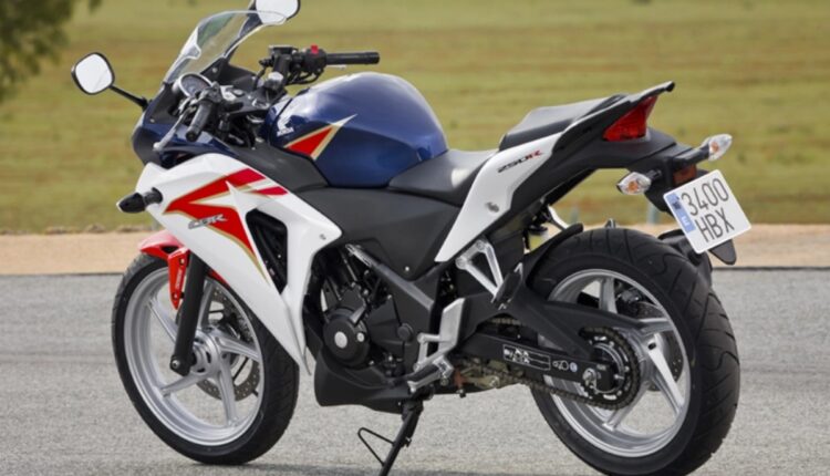 honda CBR 250R 2011