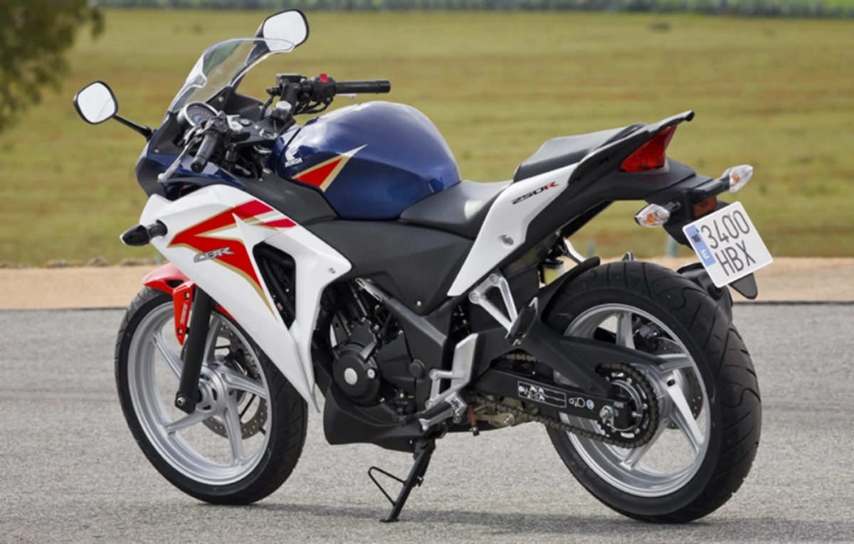 honda CBR 250R 2011