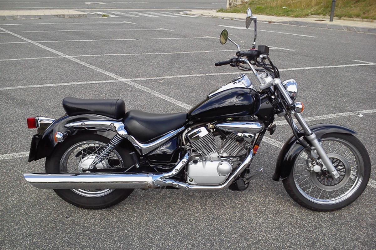 Suzuki Intruder 125