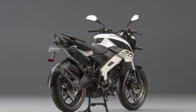 bajaj dominar 200 preço