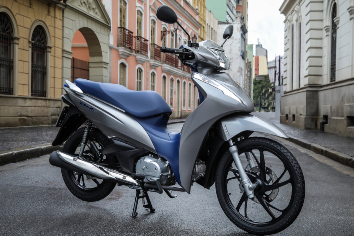 Notícias sobre Motocicletas: Descubra as Motos da Honda Mais Econômicas: Até 50 km/l! 