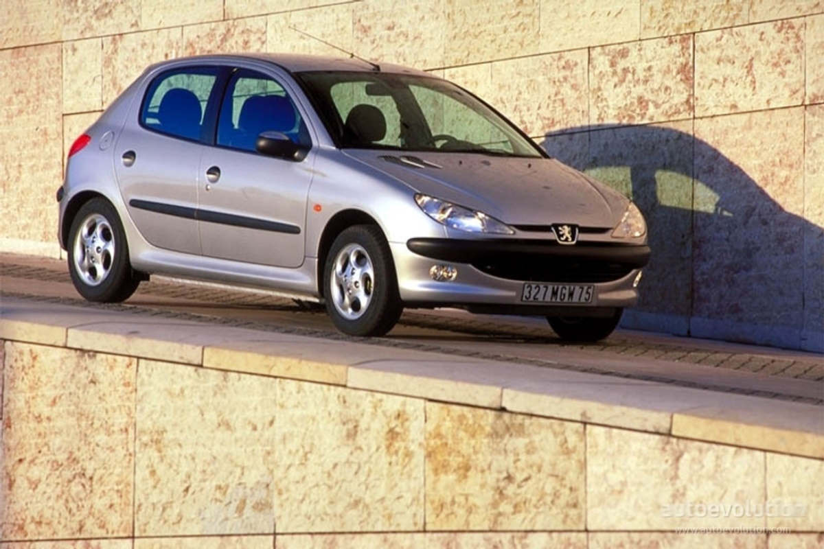 carros usados - Peugeot 206 1.6 2001