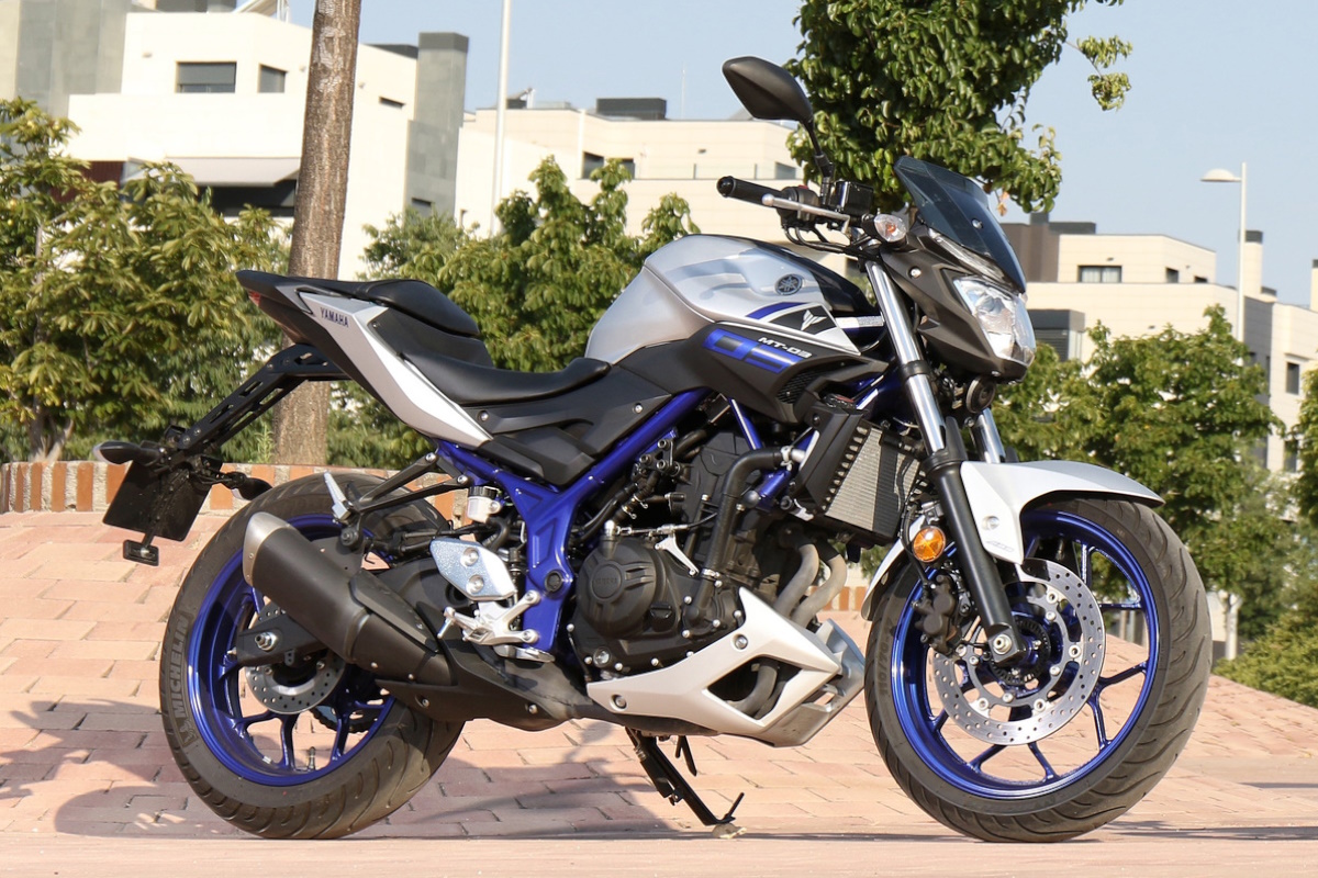 motos 300 cilindradas - Yamaha MT-03