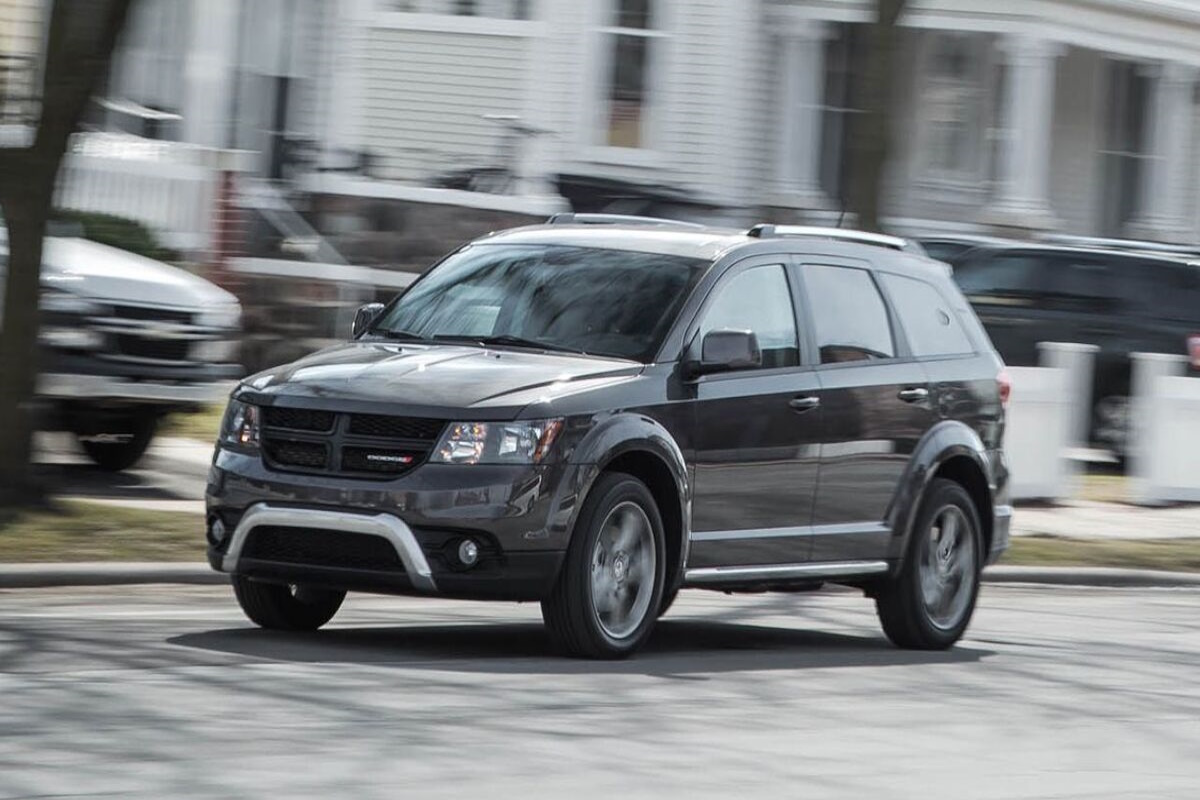 4x4 bons e baratos - Dodge Journey RT 3.6 V6 AWD 2016