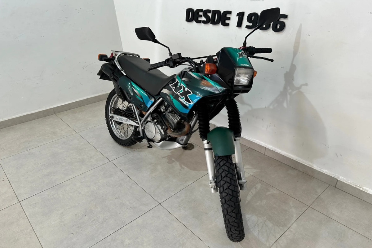 isentas de ipva - Honda NX 200