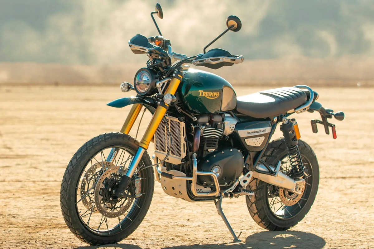 motos com gps - Triumph Street Scrambler 1200 XE