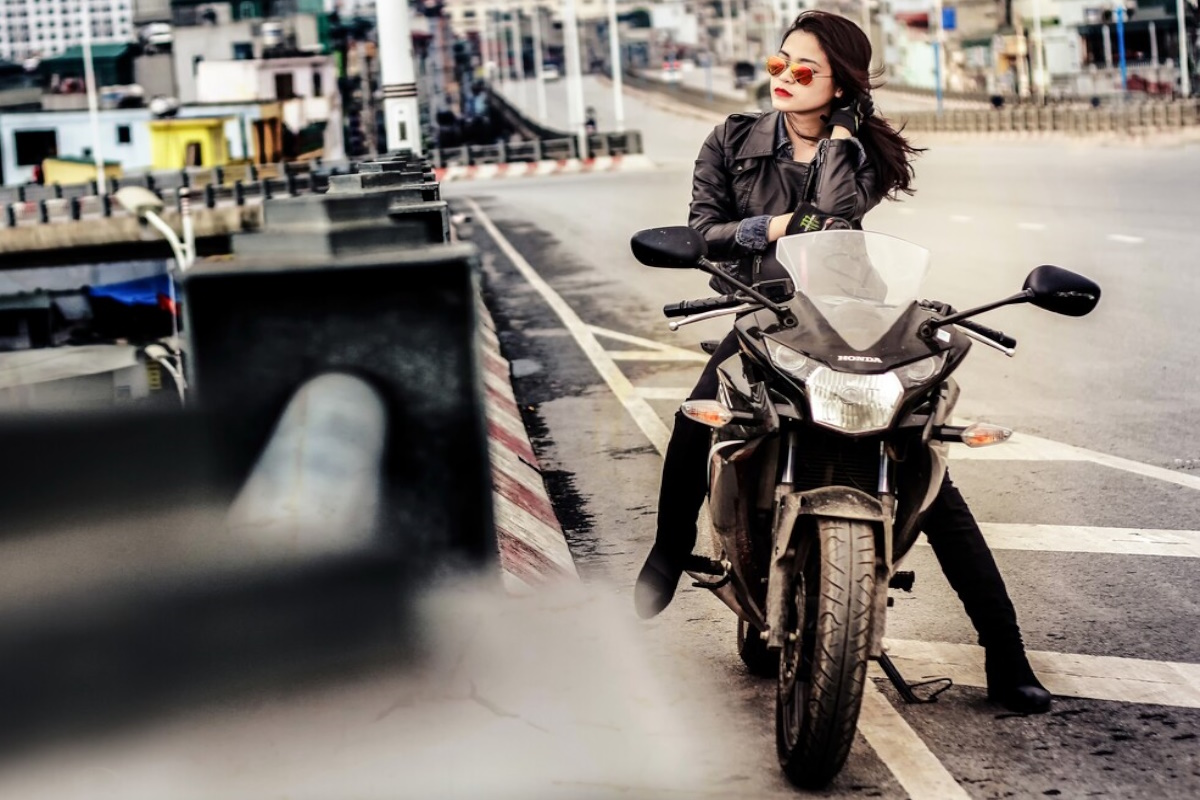 Notícias sobre Motocicletas: Top 5 Motos Femininas para 2024: Estilo e Conforto 