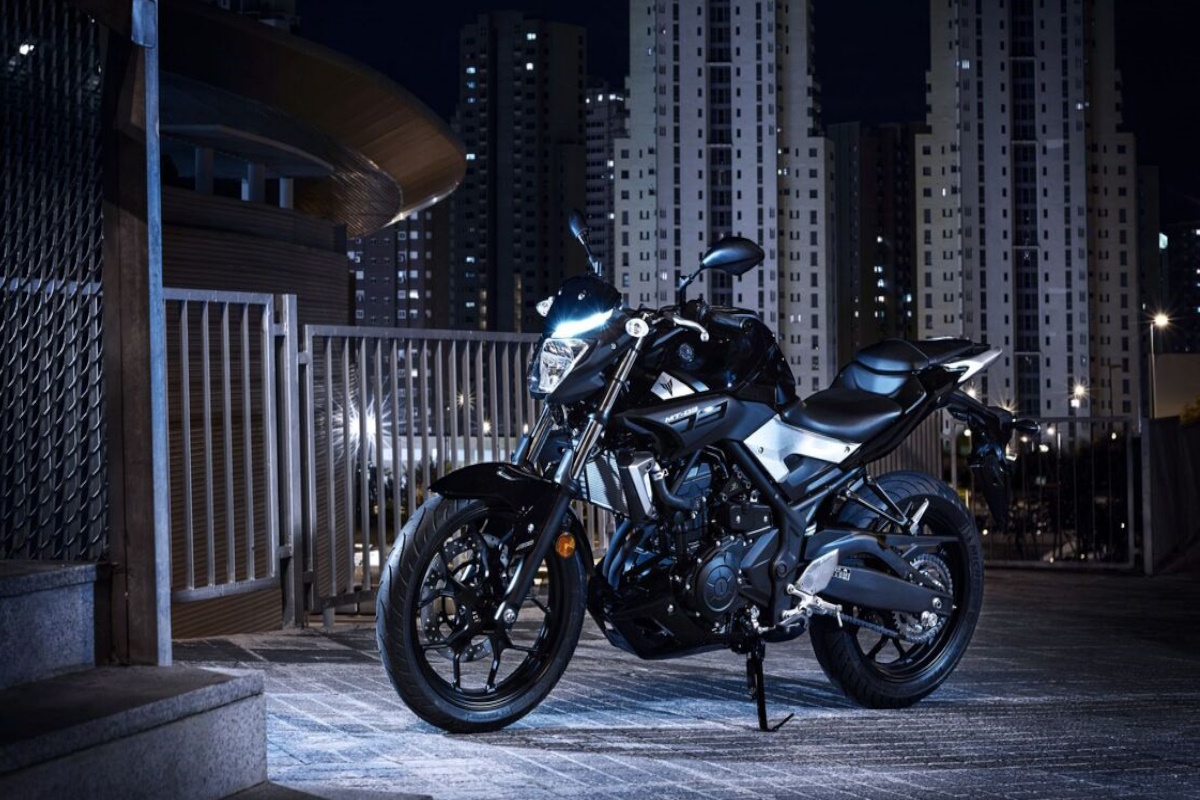 motos para mulheres - Yamaha MT-03