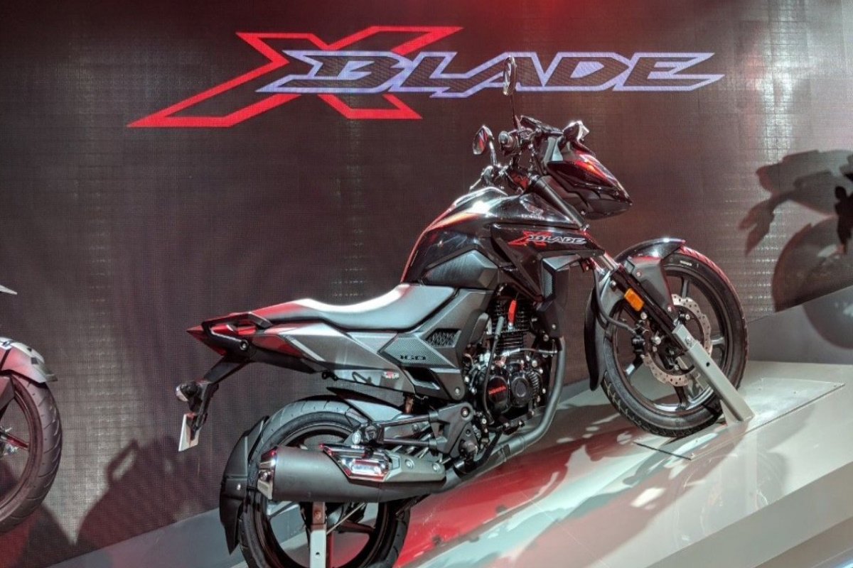 Honda Xblade 160 40 kml