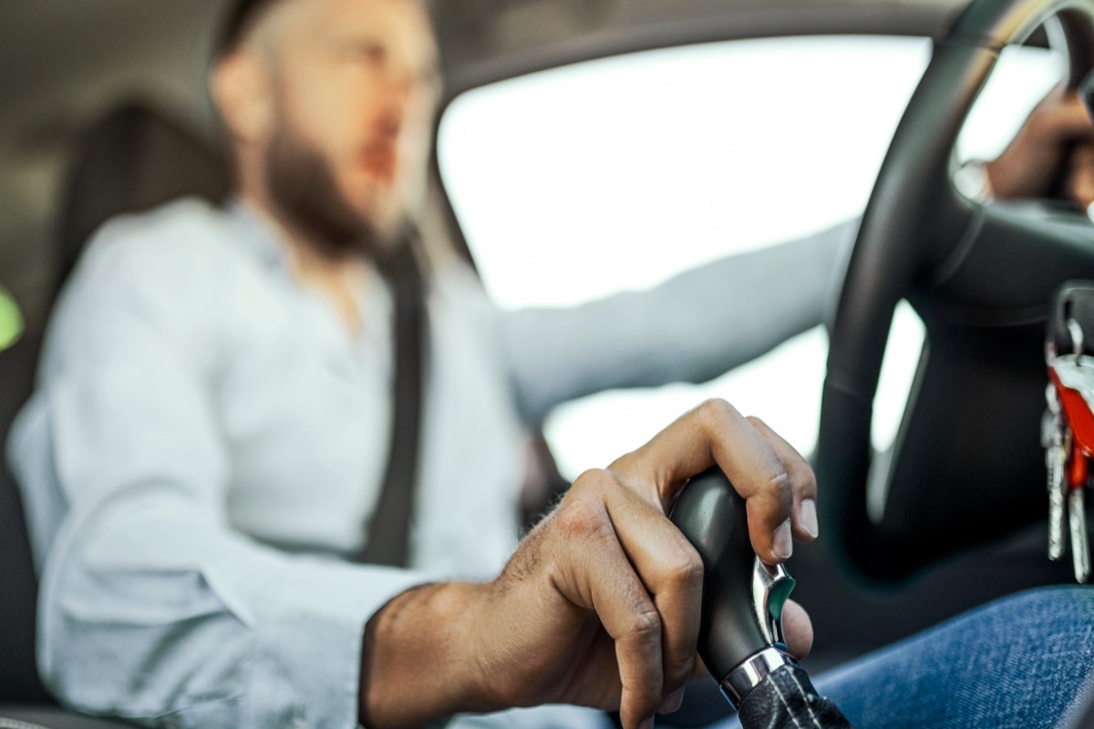 Saiba Como Dirigir, Cuidar e Passar as Marchas em Carros com Câmbio Automático