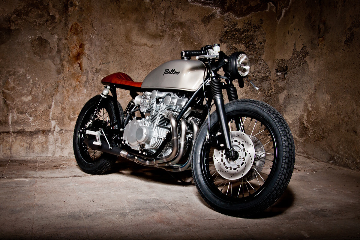 significado moto custom - Café Racer