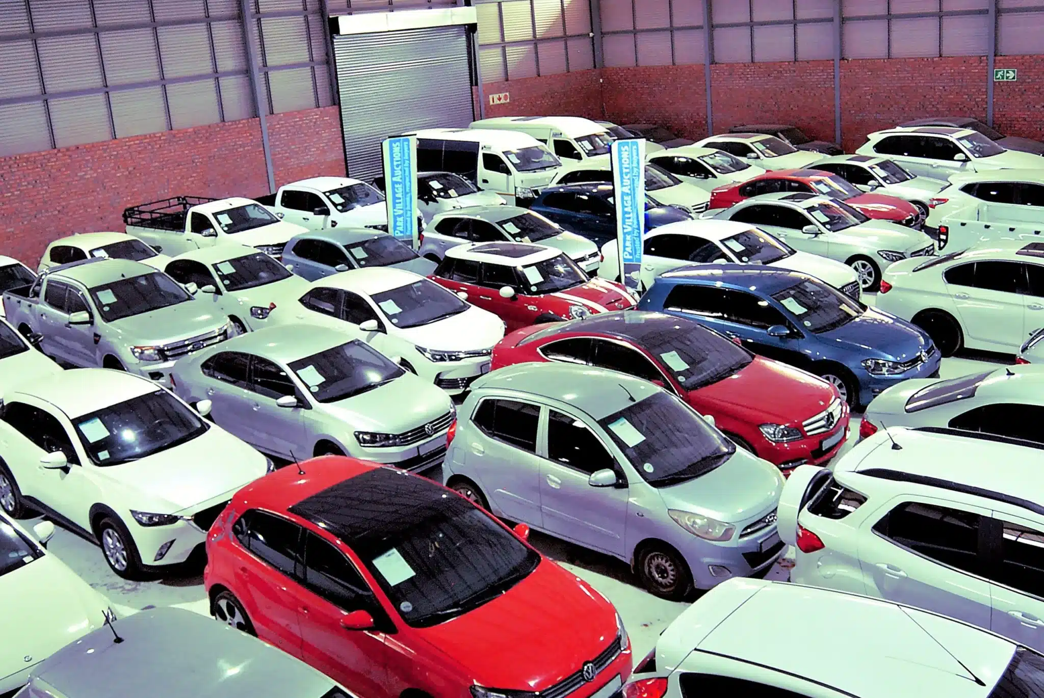 LEILÃO DE CARROS