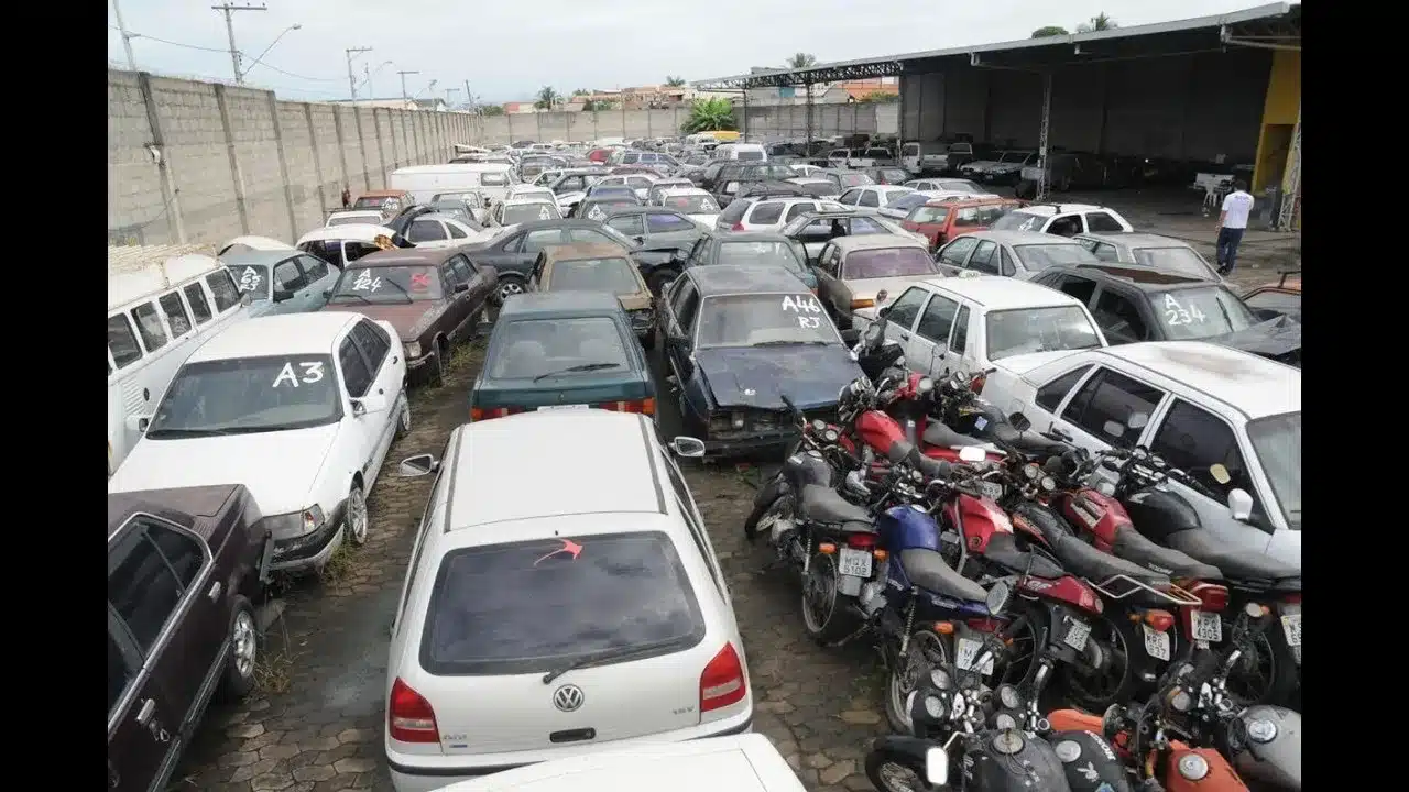 leilao de carros e motos
